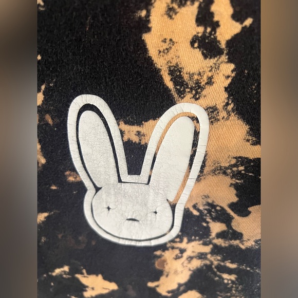 Bad Bunny Tie Bleach Dye T-shirt Top Unisex Size Small - Picture 4 of 5